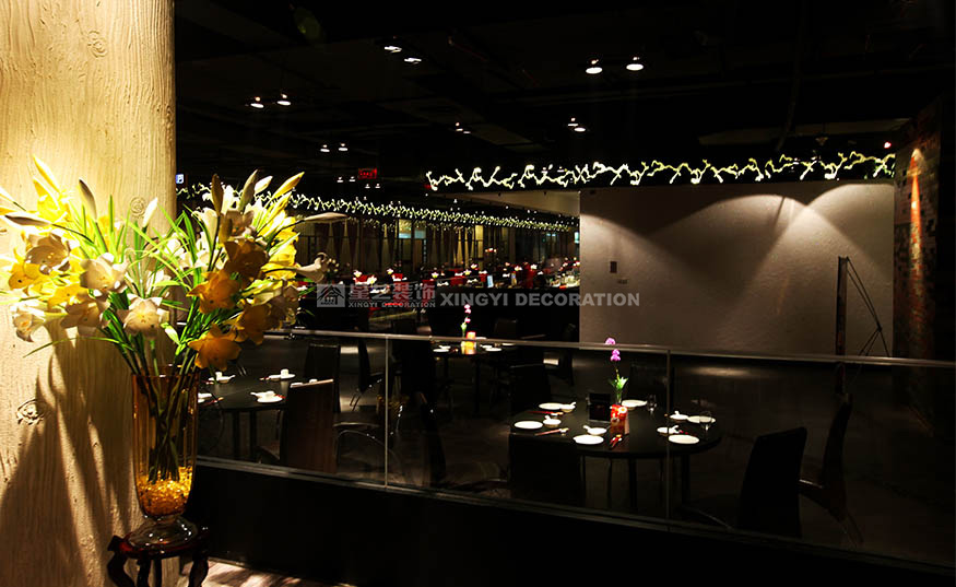 香江匯時尚餐廳2000平用餐區(qū)裝修設計實景圖