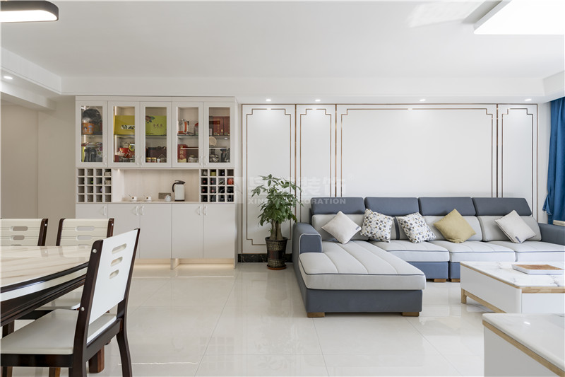 金灣花城113平客廳裝修實景圖