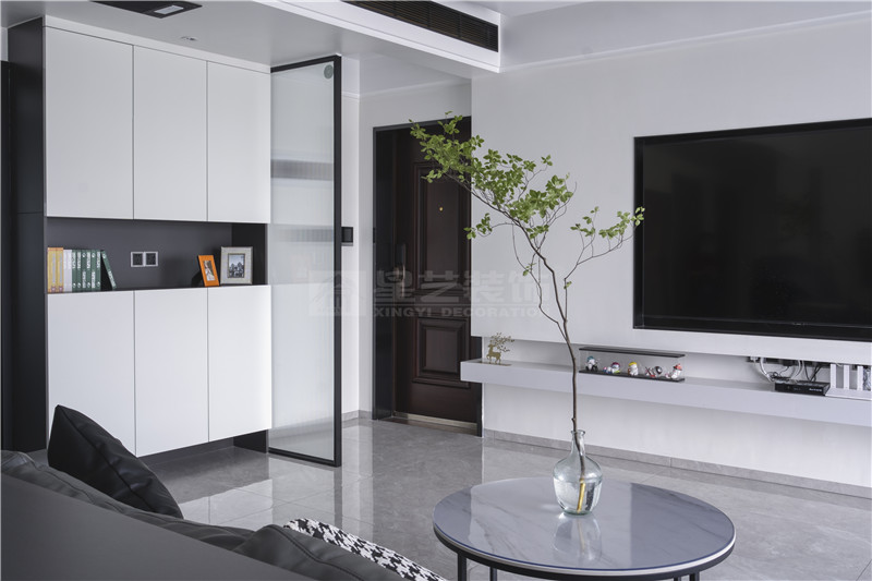 單位房140平入戶(hù)裝修實(shí)景圖