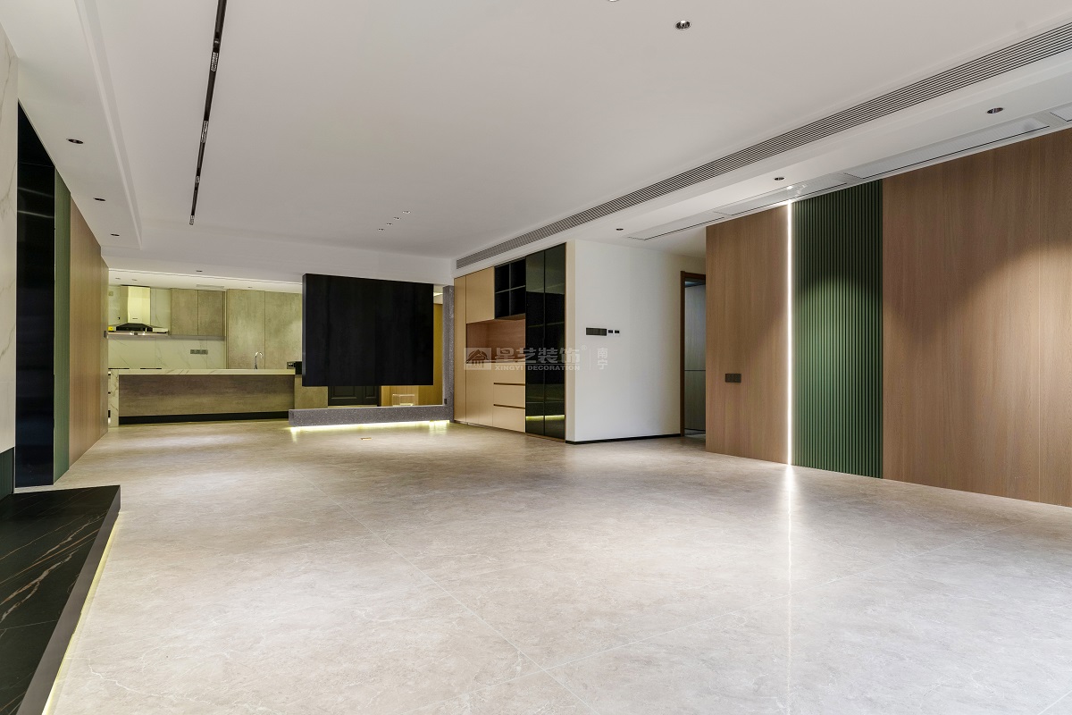 碧貴園230平現(xiàn)代風格客廳裝修實景