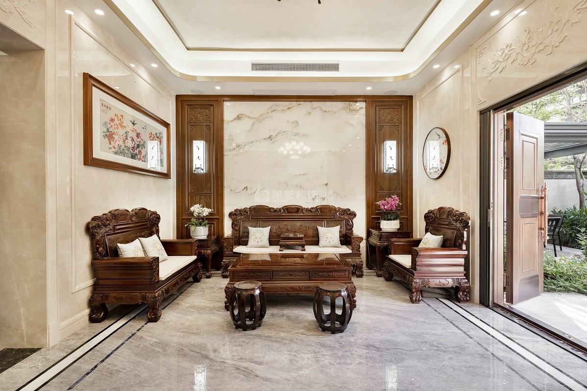 冠江墅 800平新中式客廳裝修實景