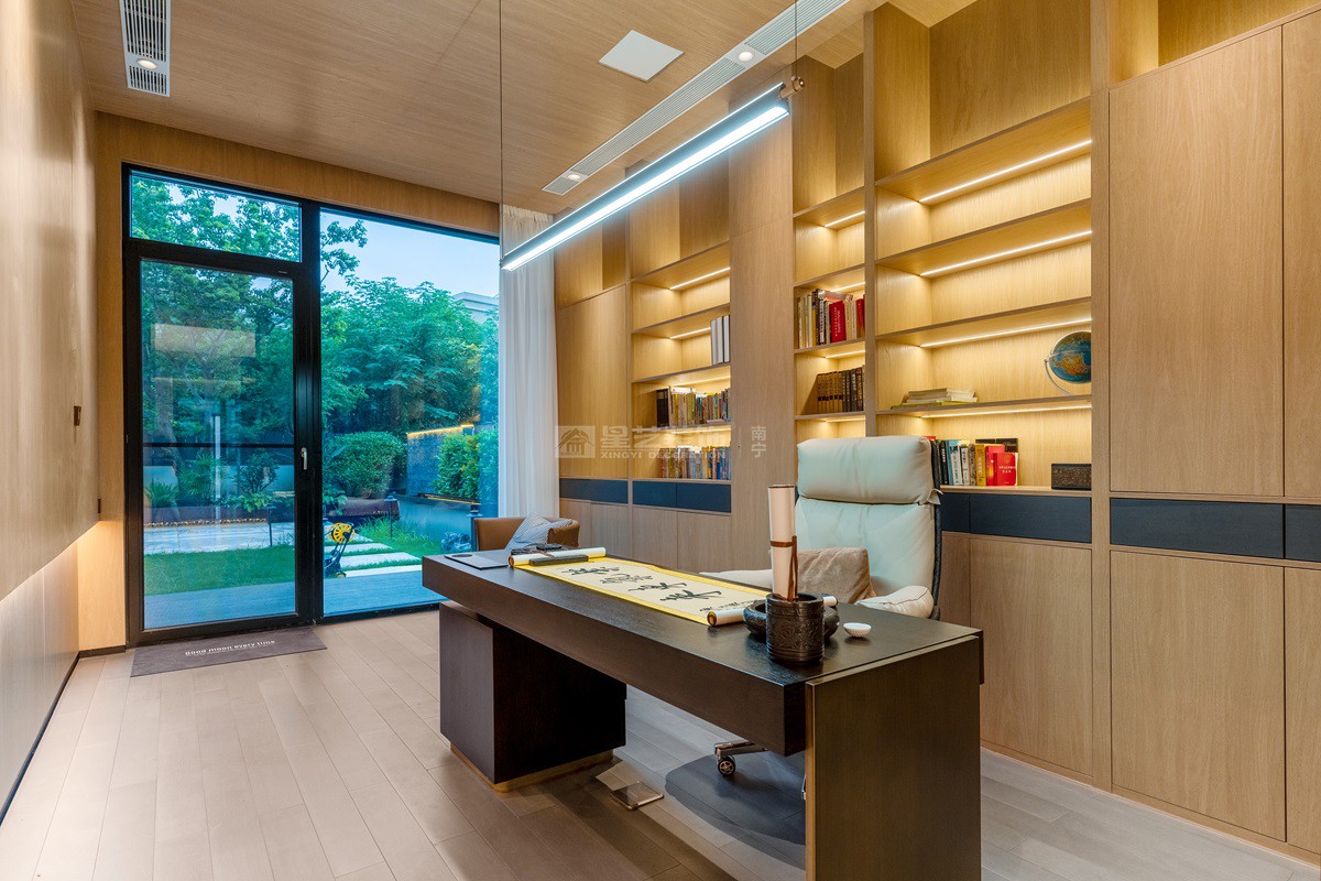 保利山漸青800平現(xiàn)代輕奢書房裝修實景