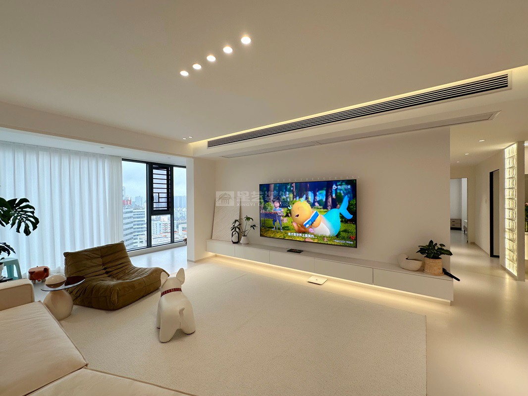 電網(wǎng)小區(qū)146平奶油風格客廳裝修實景