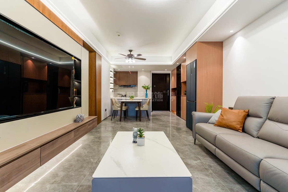 江南中心100平現代簡約客廳裝修實景