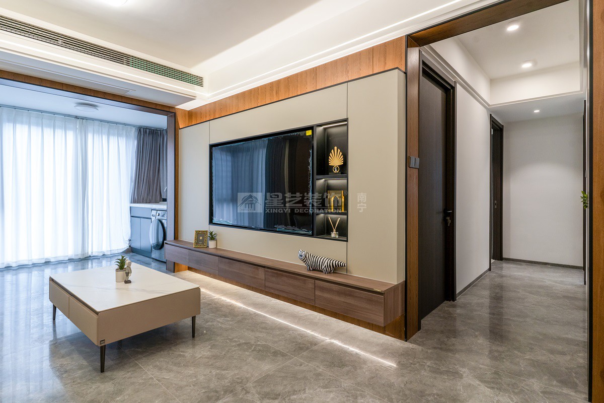 江南中心100平現代簡約客廳裝修實景