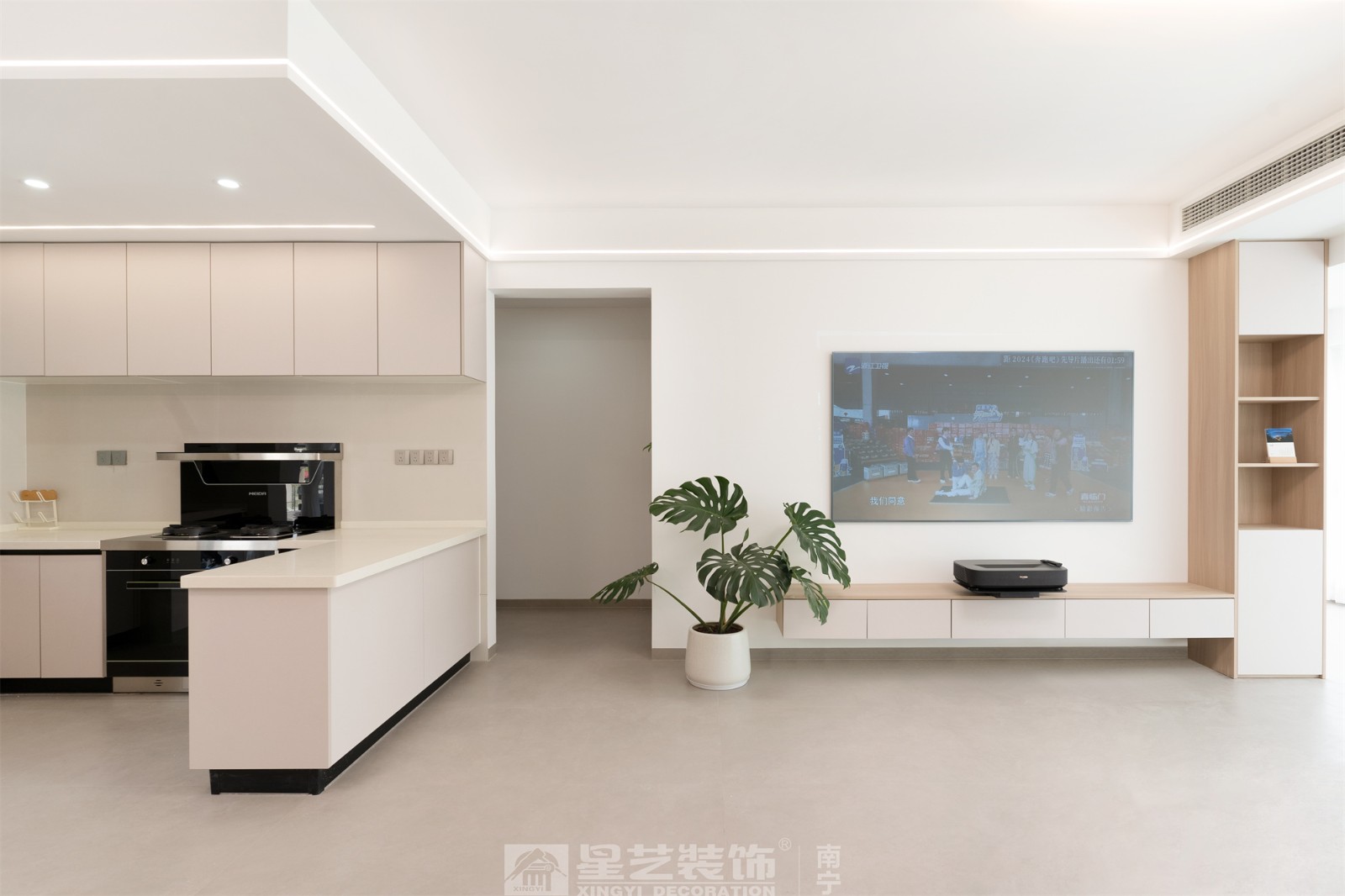 聯(lián)發(fā)臻境136平現(xiàn)代簡約客廳實(shí)景