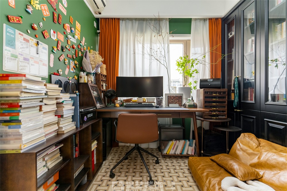 盛天青山郡120平法式復古書房裝修實景圖