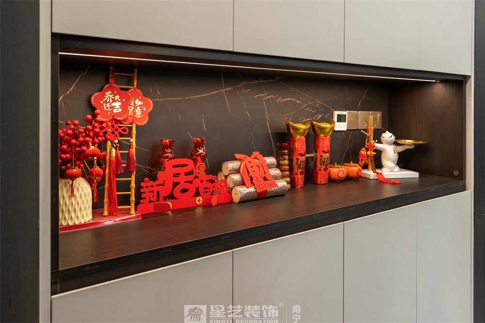 保利領譽府132平現(xiàn)代簡約入戶裝修實景