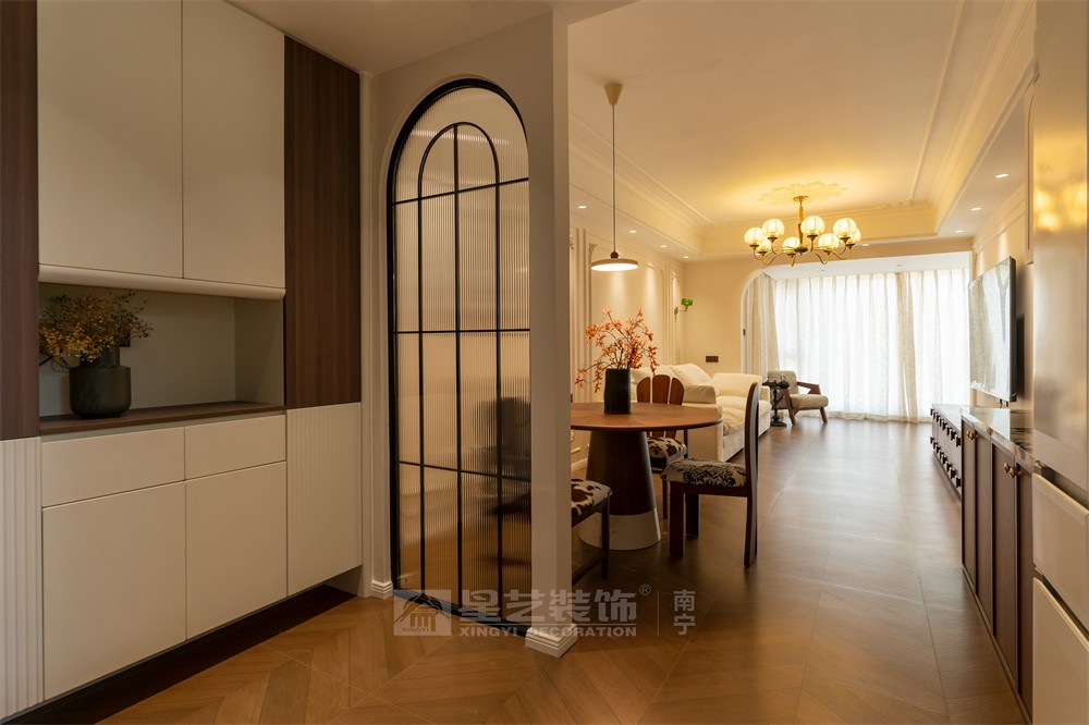 星海銀沙100平中古風入戶玄關裝修實景