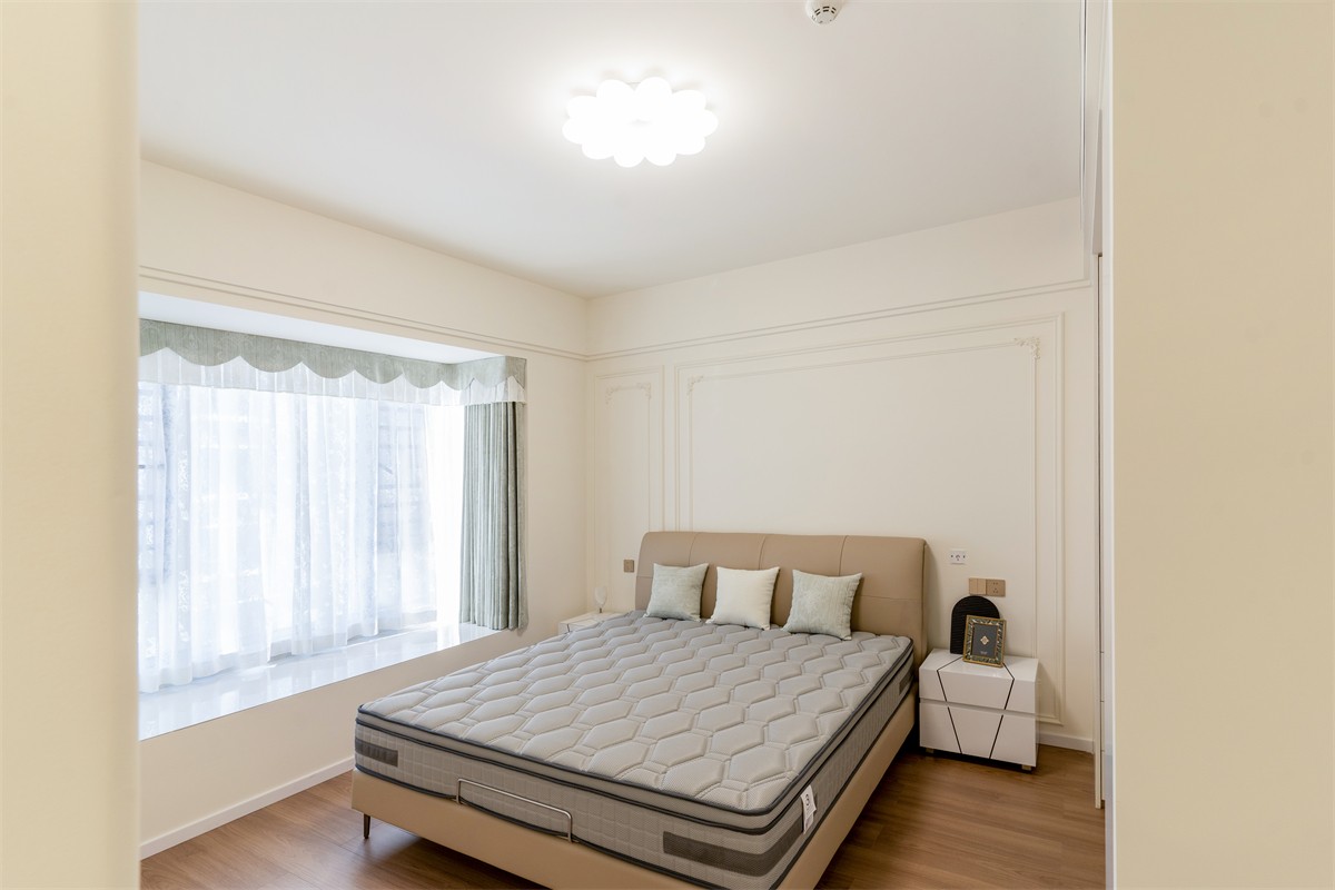 津頭小區(qū)150平法式風(fēng)格臥室完工實景圖