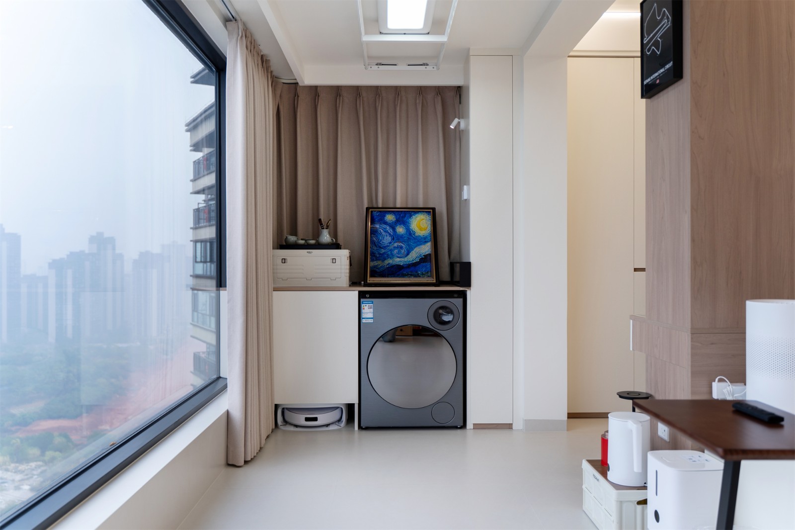 大唐新希望臻園116平奶油風(fēng)陽臺裝修實(shí)景圖