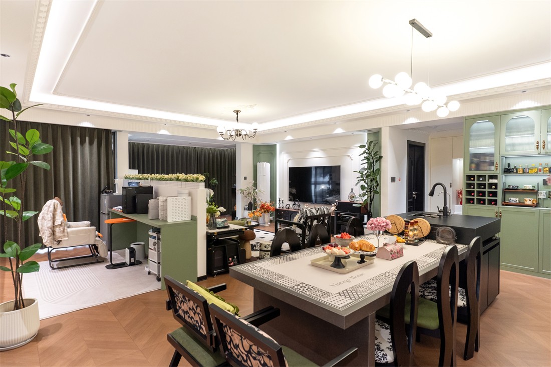 山漸青151平法式客廳裝修完工實景圖