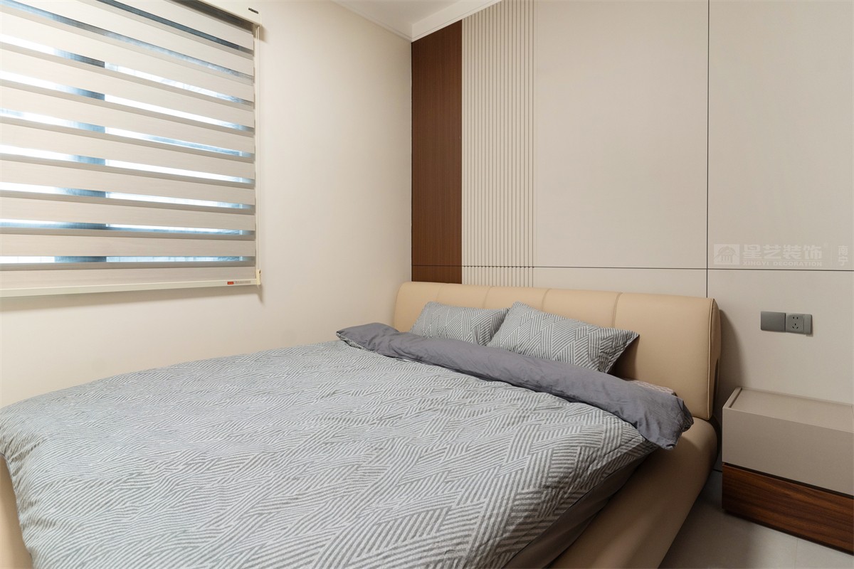 華潤(rùn)西園潤(rùn)府143平意式輕奢臥室裝修完工實(shí)景圖