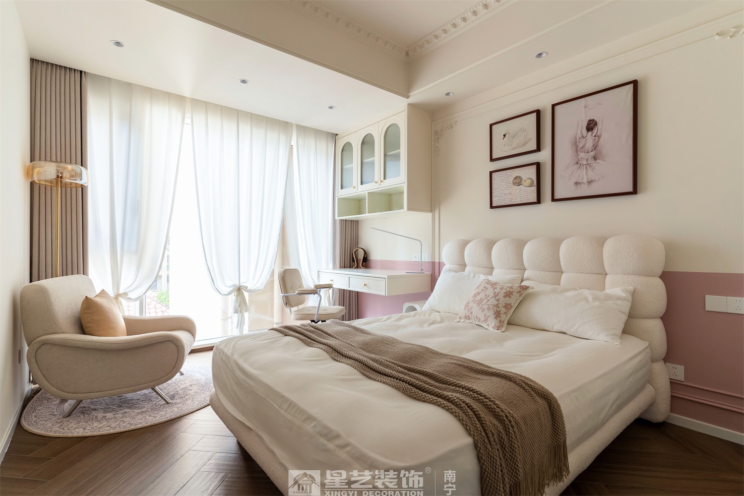 湖畔書院150平法式中古風(fēng)衛(wèi)臥室裝修完工實景圖