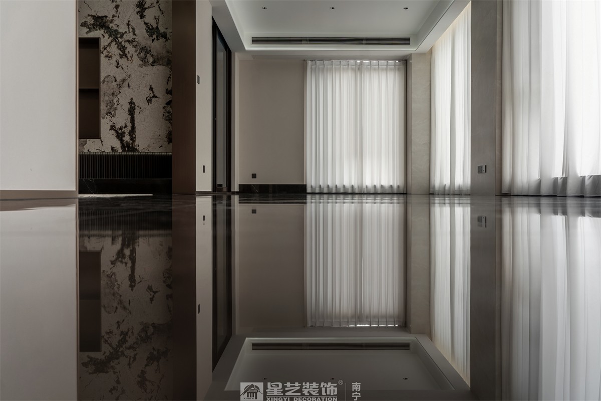 保利君悅灣200平輕奢陽臺裝修完工實景圖