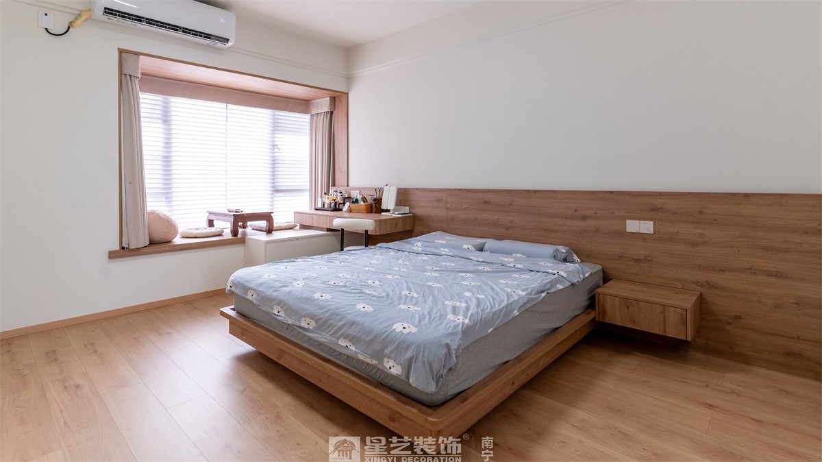 金科博翠山180平中古風裝修臥室完工實景圖