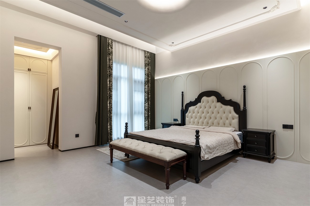 盛世江山300平中古風(fēng)臥室裝修完工實(shí)景圖