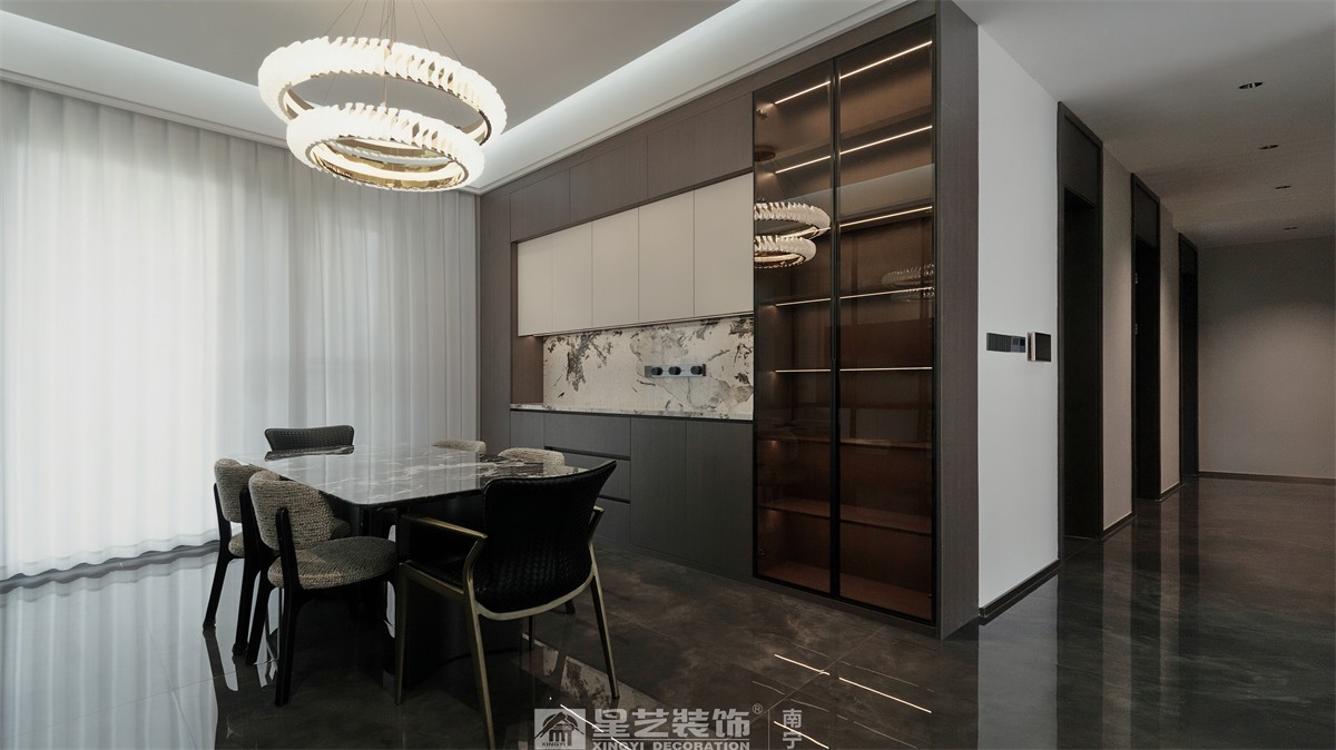 保利君悅灣200平輕奢餐廳裝修完工實景圖