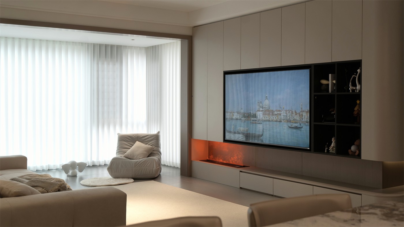 保利天悅臺(tái)143平現(xiàn)代風(fēng)格客廳裝修實(shí)景圖