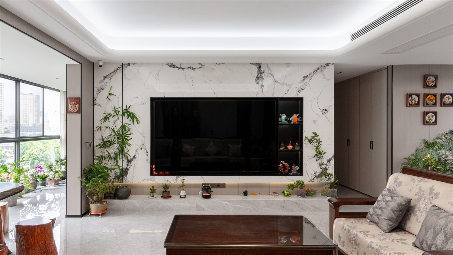 建發(fā)縵云210平新中式客廳裝修完工實(shí)景圖