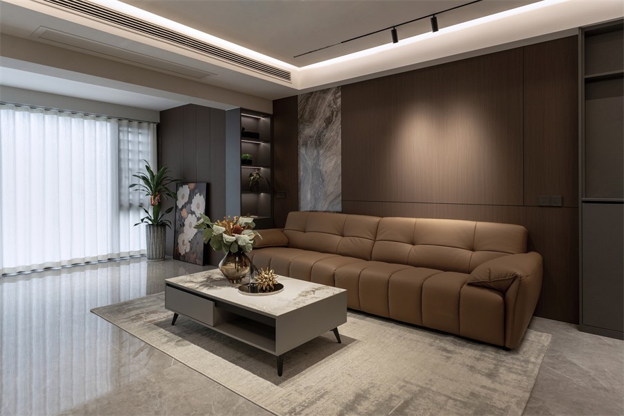 東方尊府117平現(xiàn)代風(fēng)格客廳裝修完工實景圖